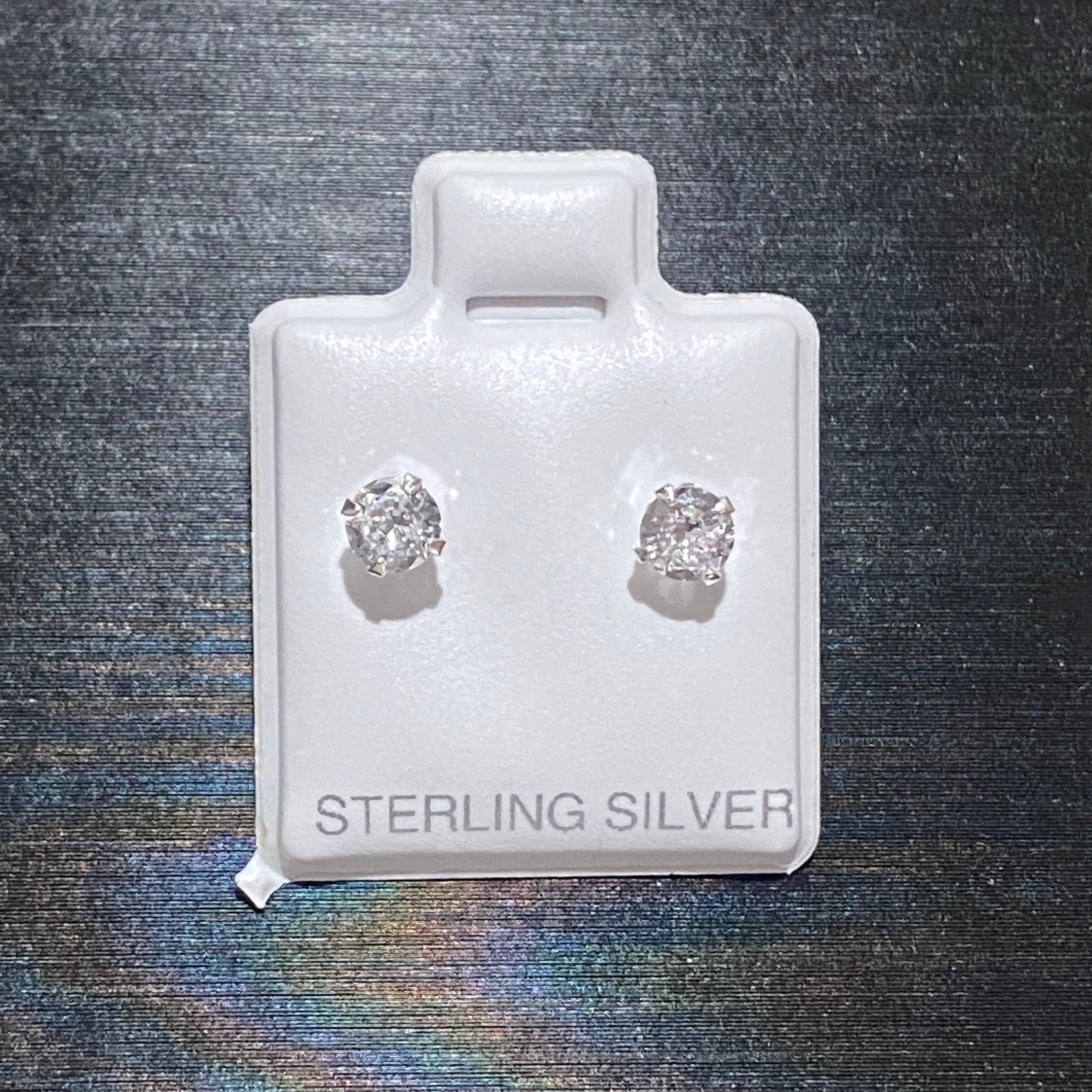 Real Solid 925 Silver Round CZ Studs 4mm