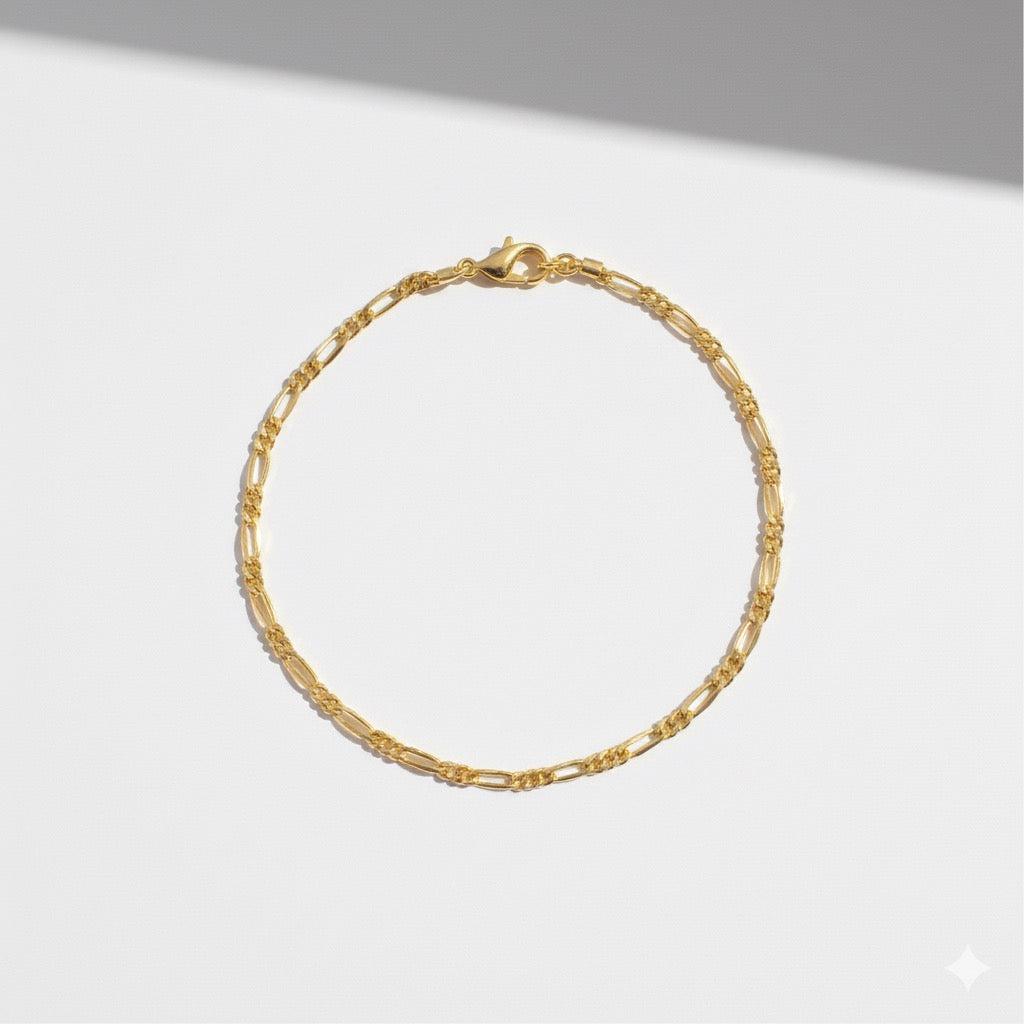 14 Karat Gold Vermeil Mikro Figaro Armband 2mm 7in